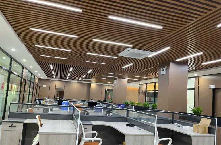 一手房东直租500平米精装修无尘车间电子厂房好招工