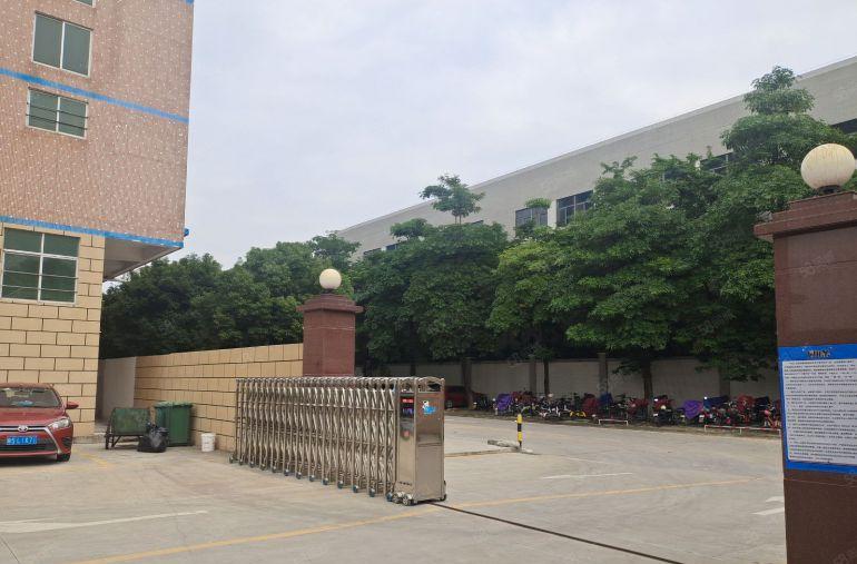 清溪三中一楼1680平19块钱带牛角全新厂房出租工业用地