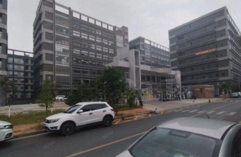 清溪标准厂房二楼150平主线到车间，有地坪漆，层高5米