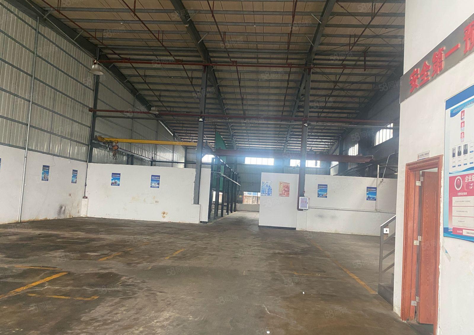 桥头镇新出9米高单一层带5吨行车1180平方米出租。