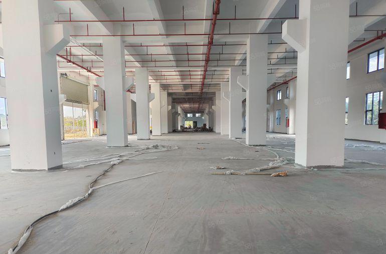 东坑角色原房东一楼2400平七米高红本厂房出租