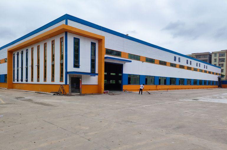 茶山单一层独门独院，大小可分，低价出租，滴水10高原房东