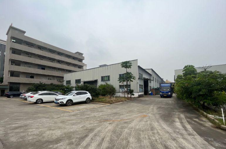 茶山镇粟边工业园区独院厂房出租超大空地1500平方10元每平