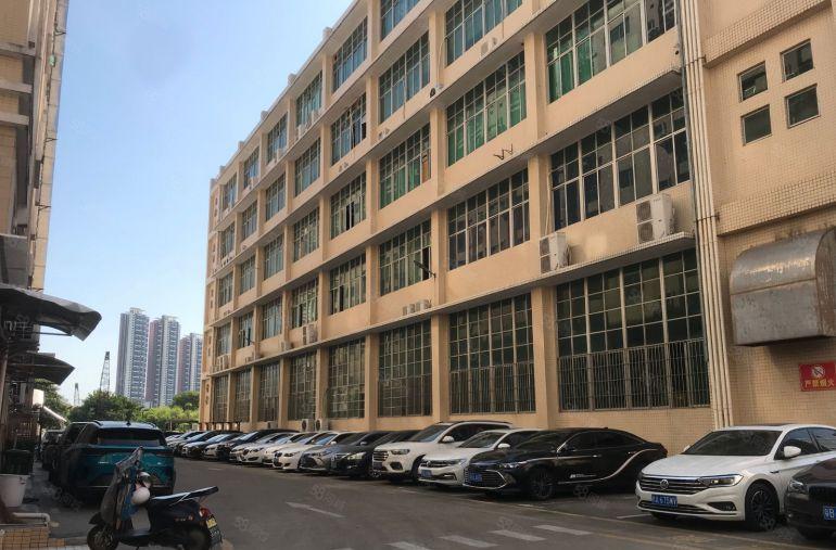 宝安固戍地铁口红本科技园精装修500平方米厂房出租