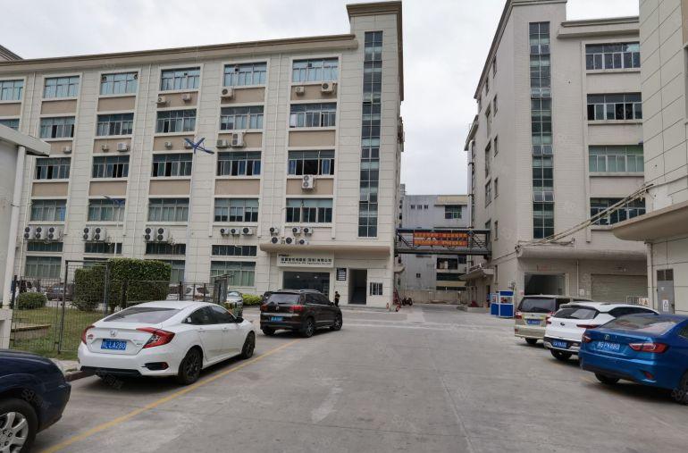 沙井恒明珠科技园原房东独院出租厂房6300平全新地坪漆可分租