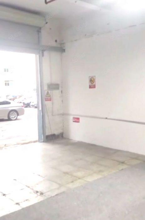 流塘地铁口精装厂房仓库50平100平200平300至5000