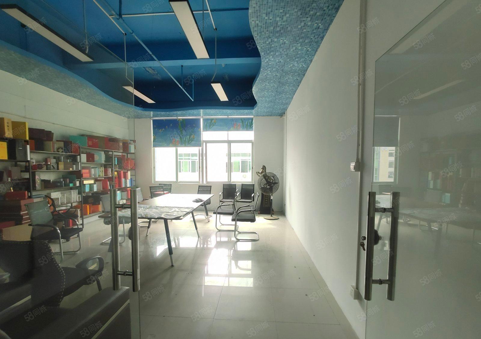 沙井新桥大型工业园楼上2500平精装修可大小分租厂房出租