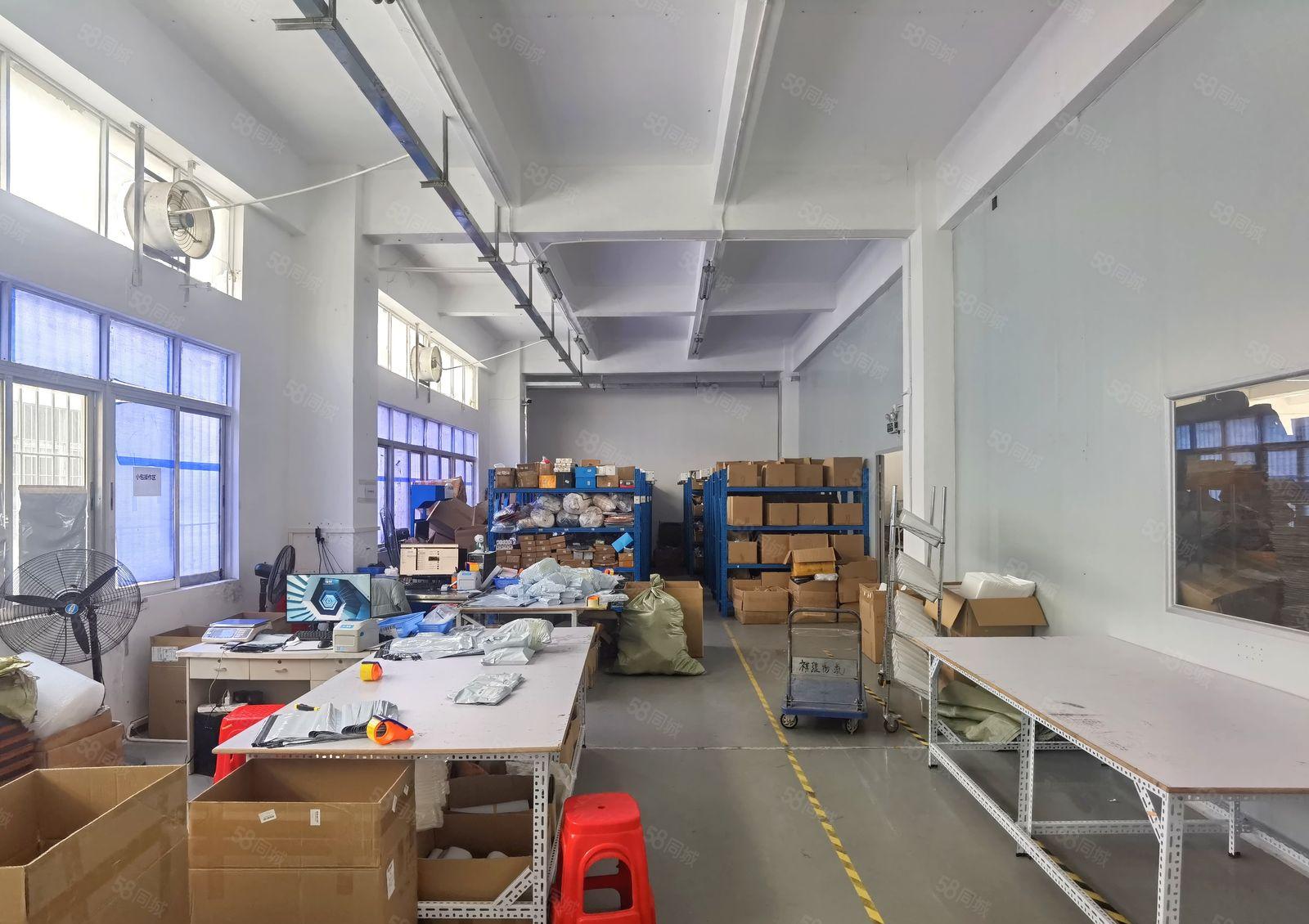 福永凤凰一楼1200平红本厂房出租，原房东出租面积实在