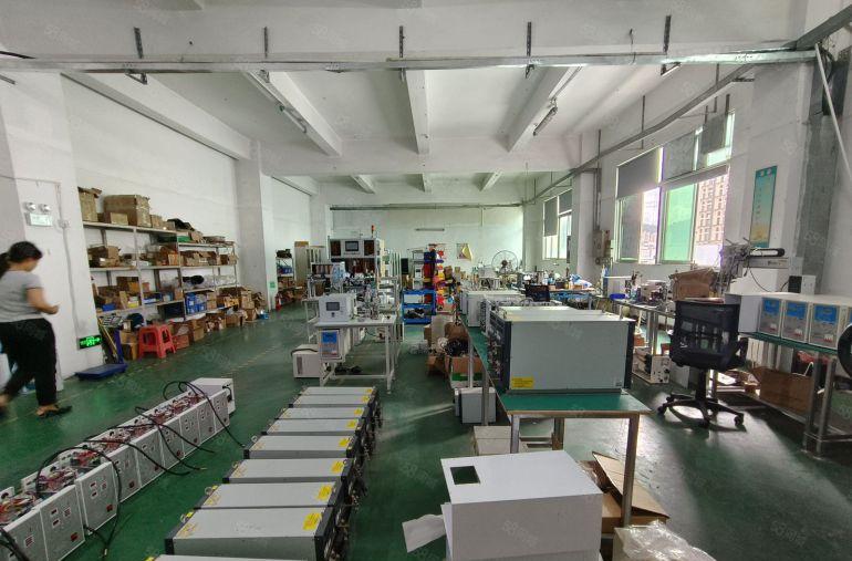 西乡，固戍工业园，楼上带装修700平厂房出租， 拎包即可使用