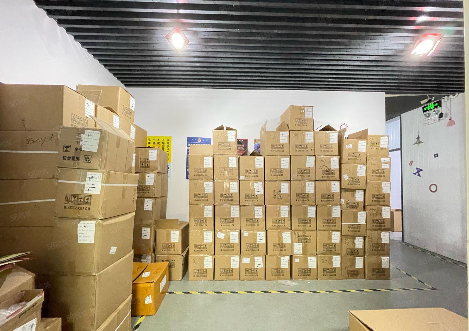 西乡固戍，电梯口位置，带装修502平跟540平厂房仓库出租