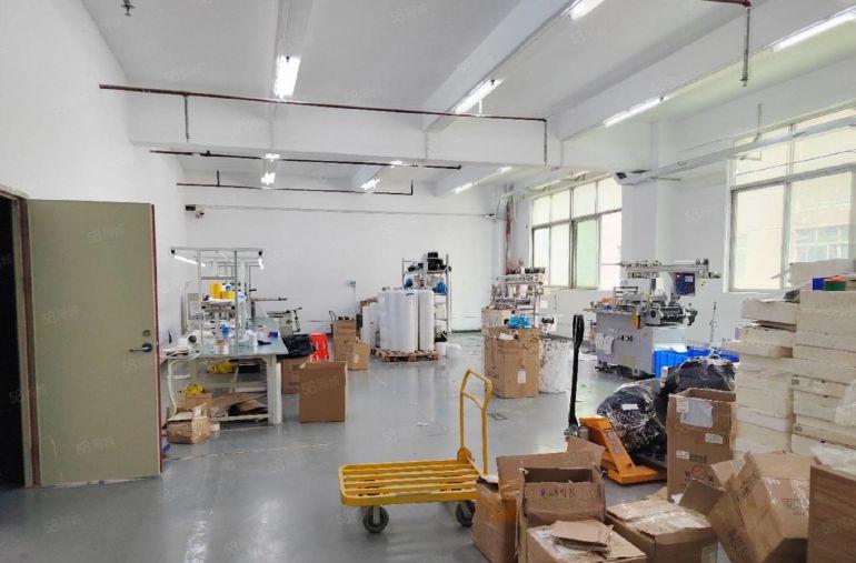 福永新和楼上600平精装红本厂房实际面积出租拎包入驻无转让费