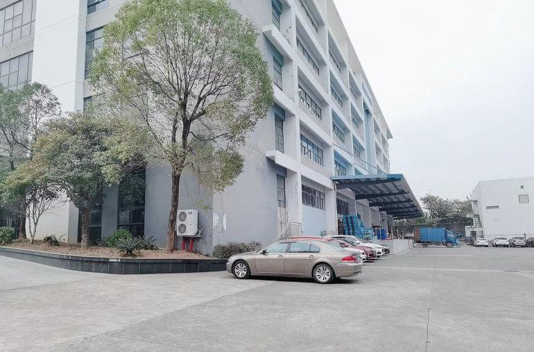 200平起租西乡固戍20000平村委红本厂房出租分租合同十年