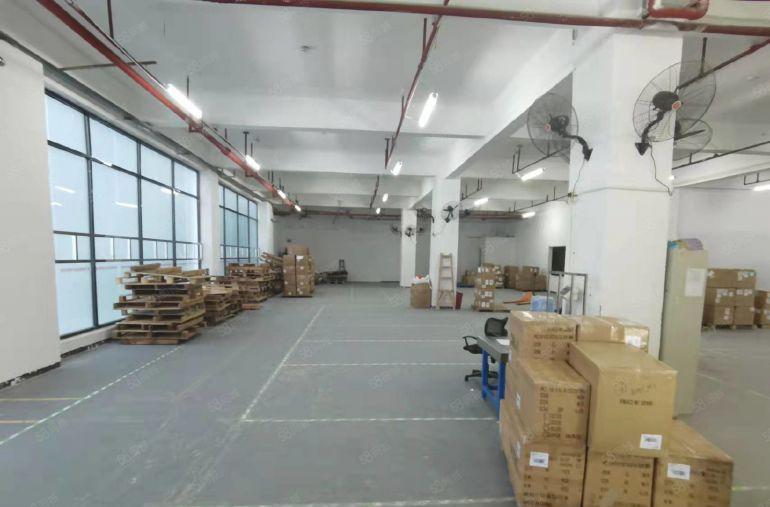 宝安福永机场一楼低价厂房出租1000平，适合物流仓储加工行业