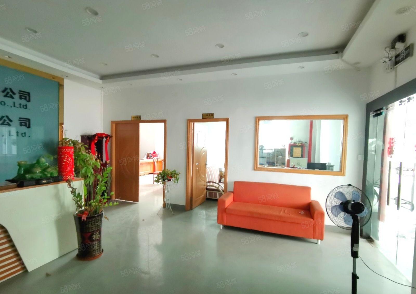 200平起，租福永和平精装700平原房东厂房出租，无转让费