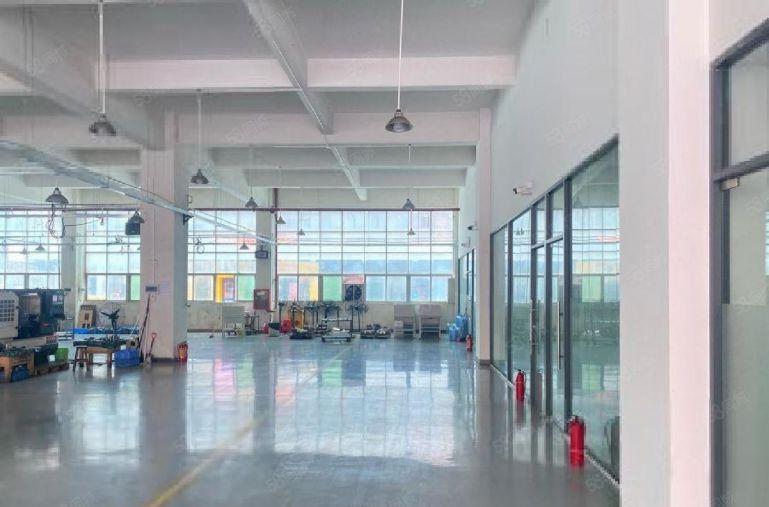 石岩原房东厂房一楼2045平 实际面积出租 精装带家私空调