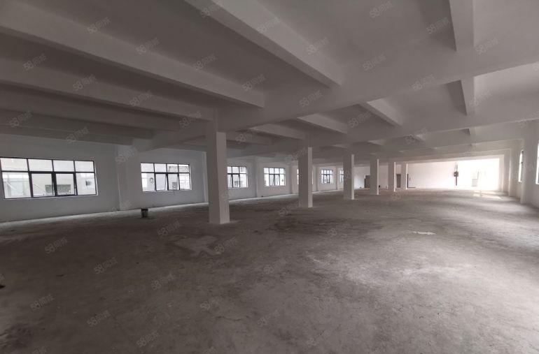 松岗地铁站附近红本独院三层3500平方，水电到位，可办环评，