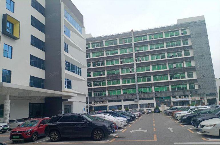 石岩石龙仔楼上整层1200平原房东实际面积厂房出租精装修,