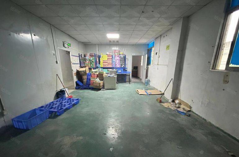 沙井京基白纳附近楼上120平2800打包，适合任何行业