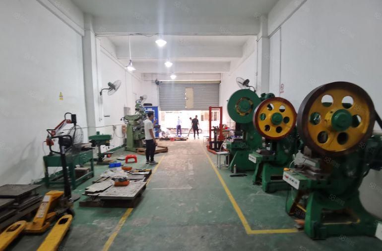 西乡固戍附近一楼128平，210平，300平大小面积出租