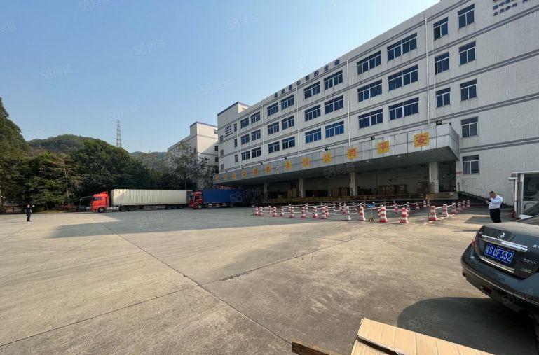 石岩地铁口新出红本四层独院6000平，空地超大，可以分租