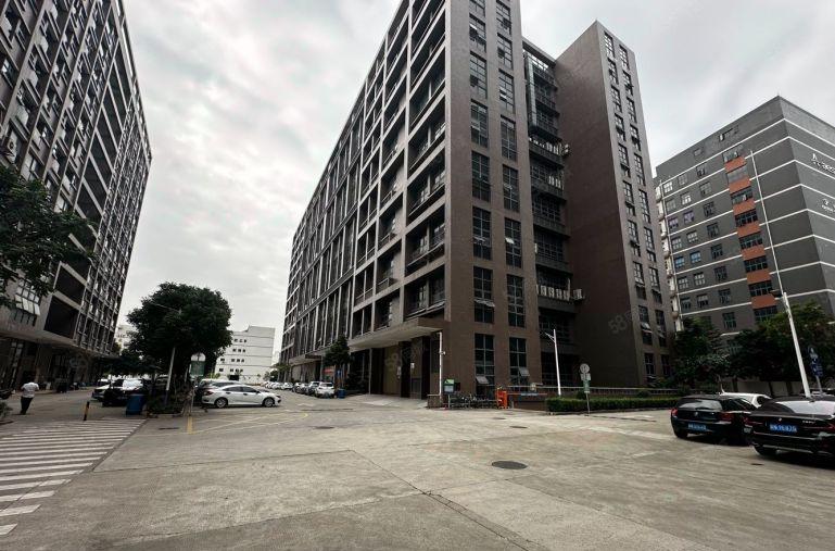 107 开发商工业上楼厂房400到2000平大小分租实际面积