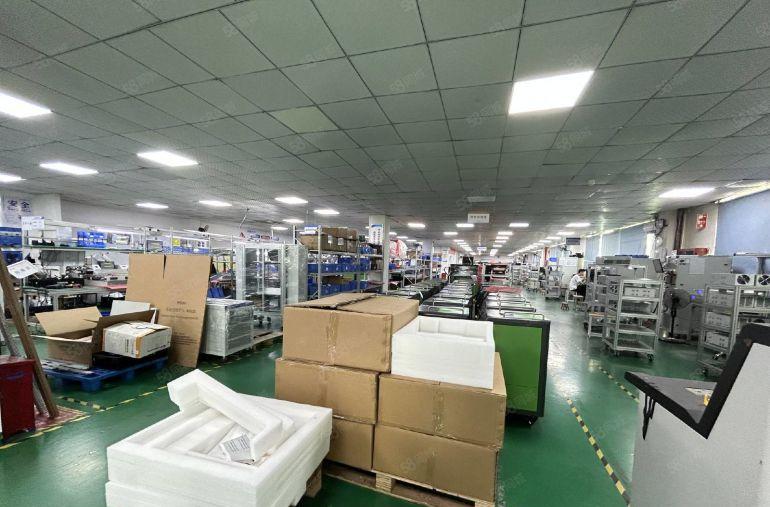 深圳福永新和工业厂房出租2000平 1000平起可分租地铁口