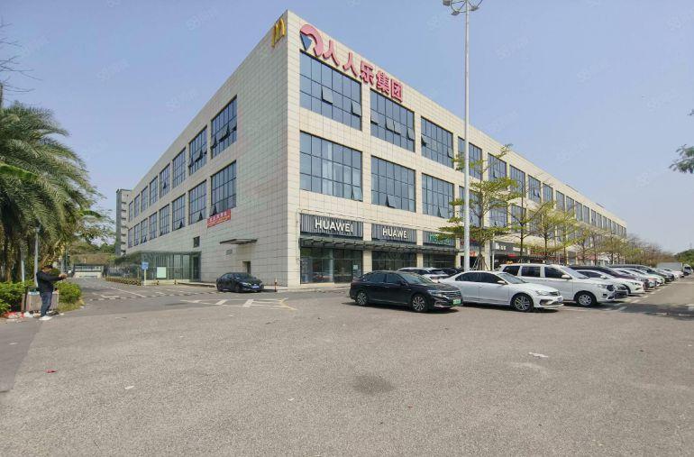 石岩地铁口本园区5万平红本厂房出租单层面积2万共两层空地超大