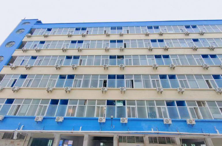 福永塘尾地铁站附近一楼200平方仓库招租，空地超大面积实在