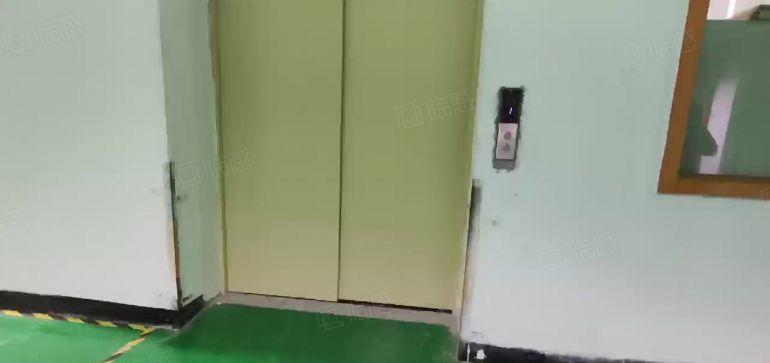 龙岗坪山工业区独院300平分 12万平原房东红本厂房仓库出租