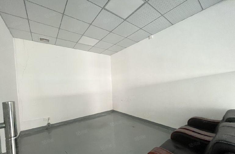 福永桥头地铁口高新工业园区精装修900平厂房出租带红本原房东