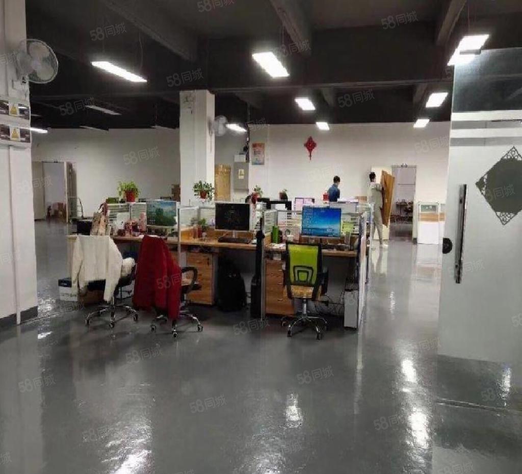 空地大车位充足西乡地铁站旁楼上1000平起带装修厂房仓库招租