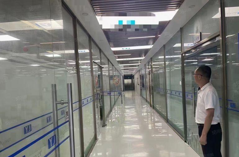 西乡12号地铁口2000平原房东精装修厂房出租