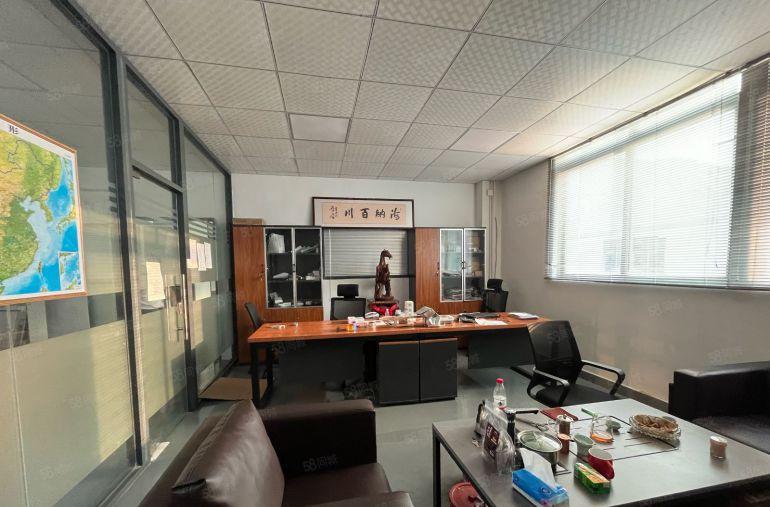 松岗地铁口1000平低价厂房出租仓库出租原房东带红本