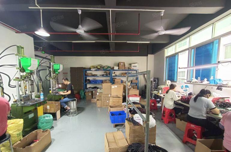 西乡固戍工业园，带装修260平365平厂房出租，全新地平漆