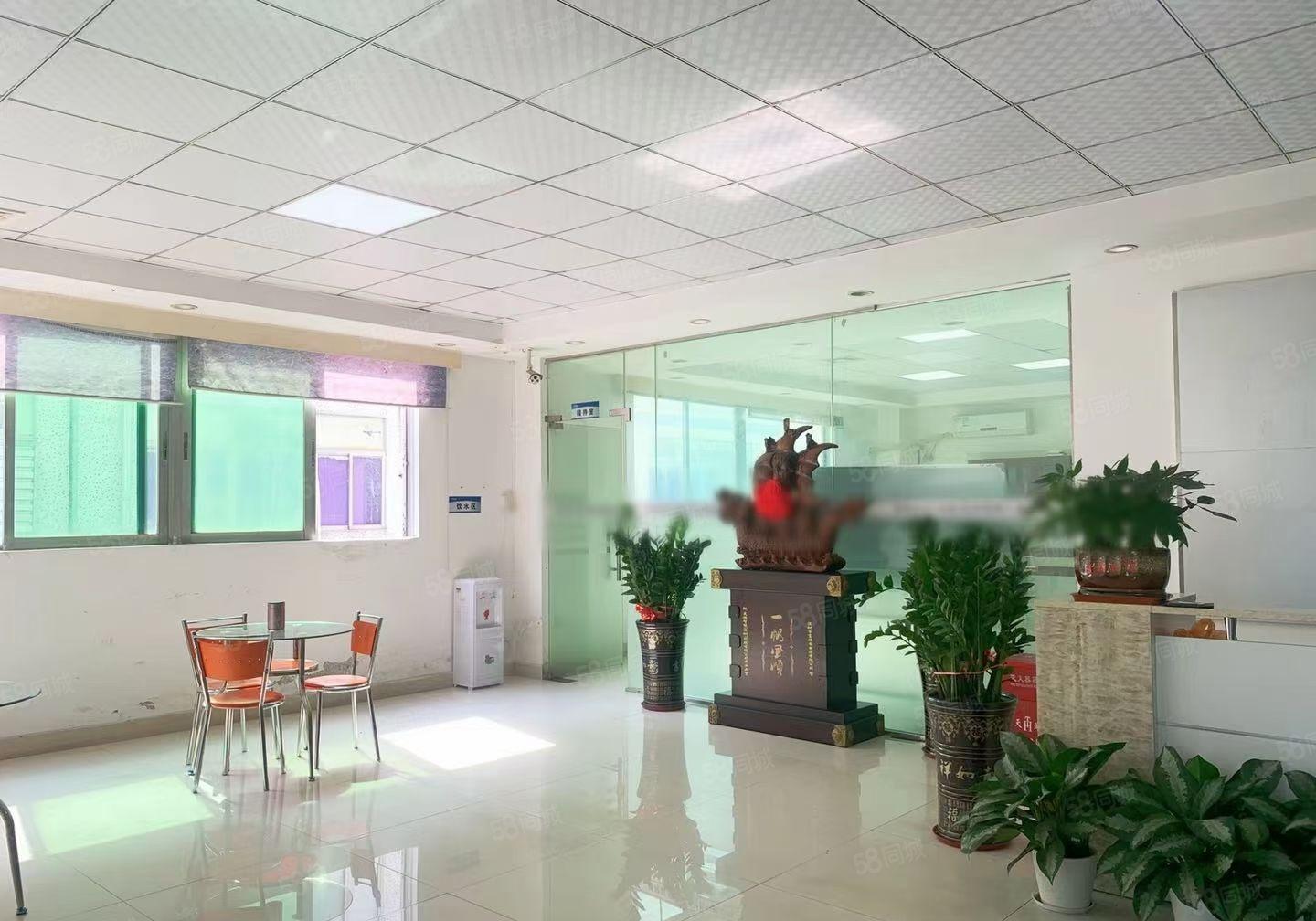 松岗沙埔围刚出1200平方带装修厂房出租不要转让费