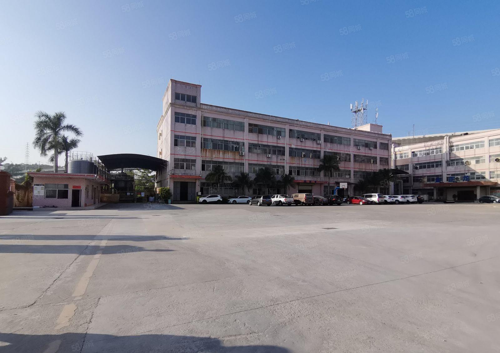 石岩爱群路旁2000平原房东厂房出租500平起租双货梯