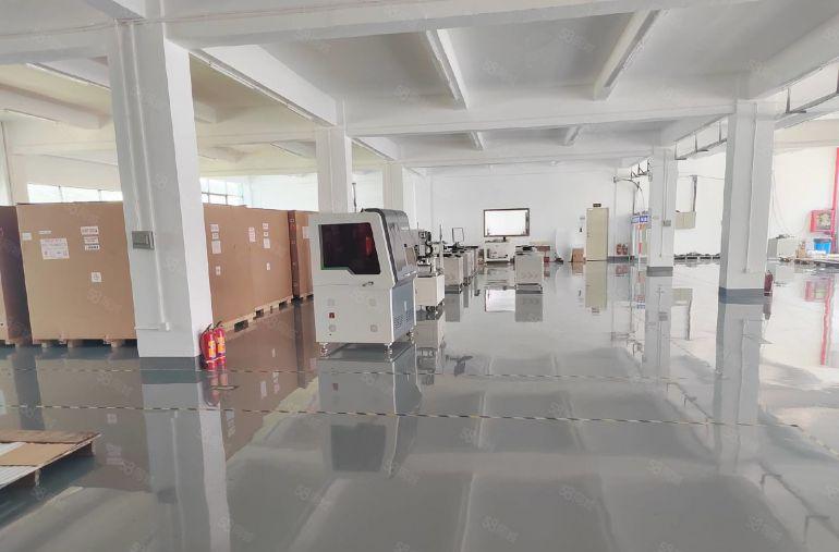 500平方起分租西乡固戍地铁口原房东红本1000平方厂房出租