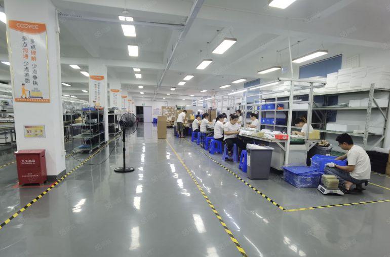 松岗大田洋楼上整层1000平方带精装修原房东低价仓库厂房出租