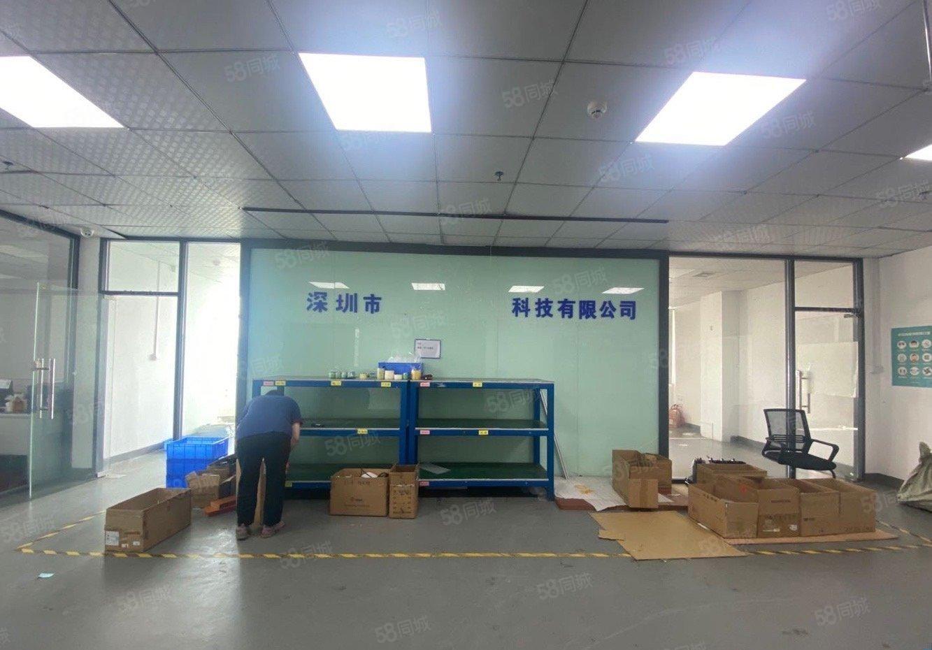 石岩龙大高速口楼上720平原房东精装修红本厂房出租