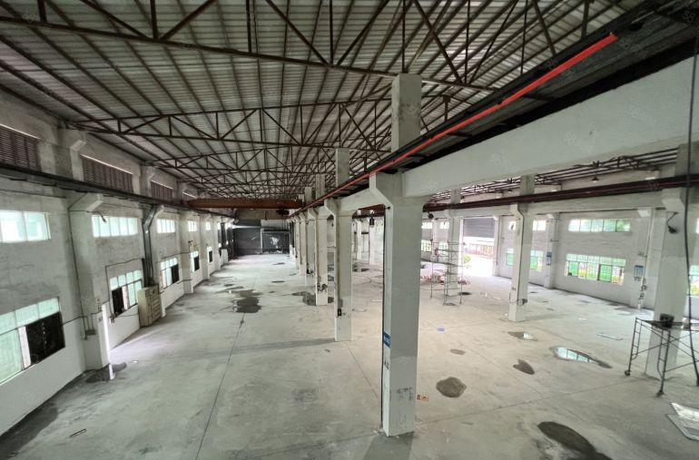 滴水12米钢构厂房宝安沙井原房东独门独院3000平方仓库出租