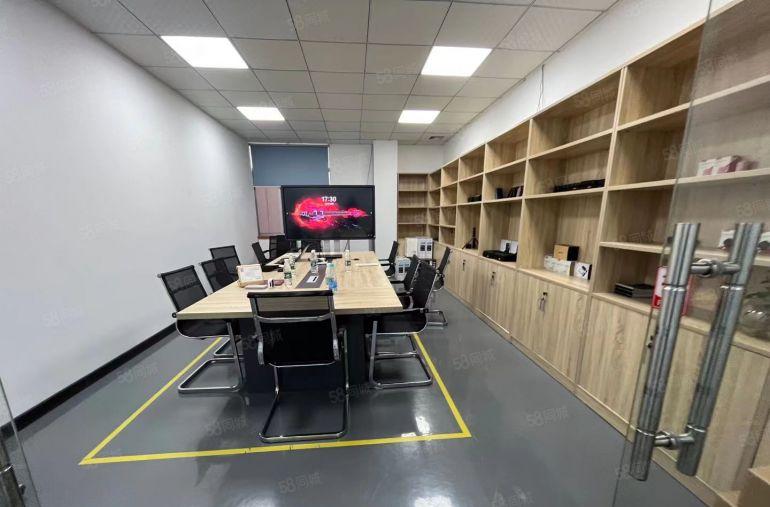 低价出租！西乡鹤洲新出二楼2000平方厂房仓库出租可分租