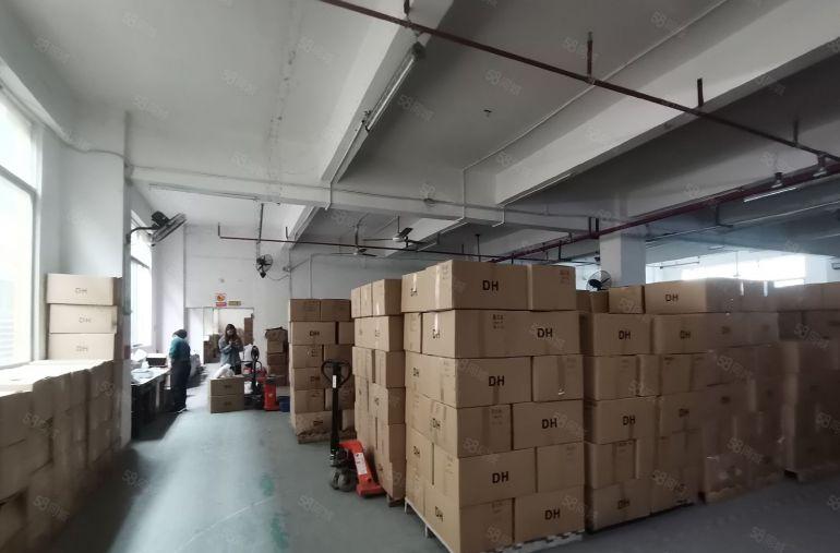 西乡航城洲石路旁电子厂房1280平按实际面积出租现成装修水电