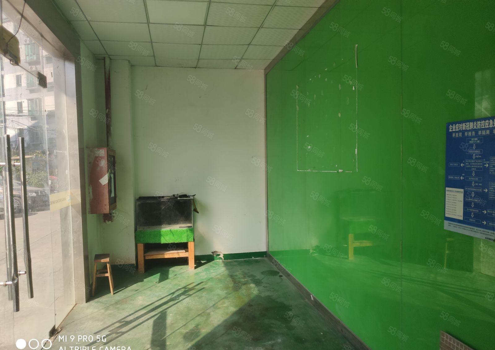 西乡洲石路边工业区一楼800平米带装修厂房出租