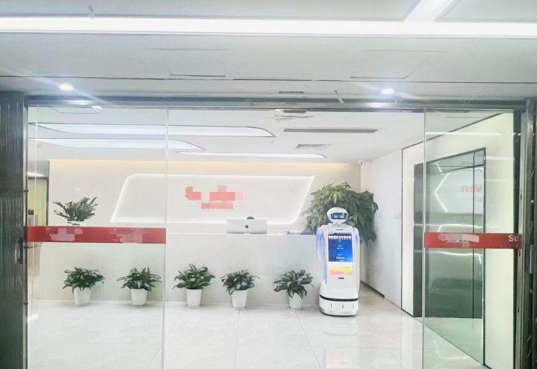 西乡固戍地铁口附近原房东3楼1680平精装修办公研发厂房出租