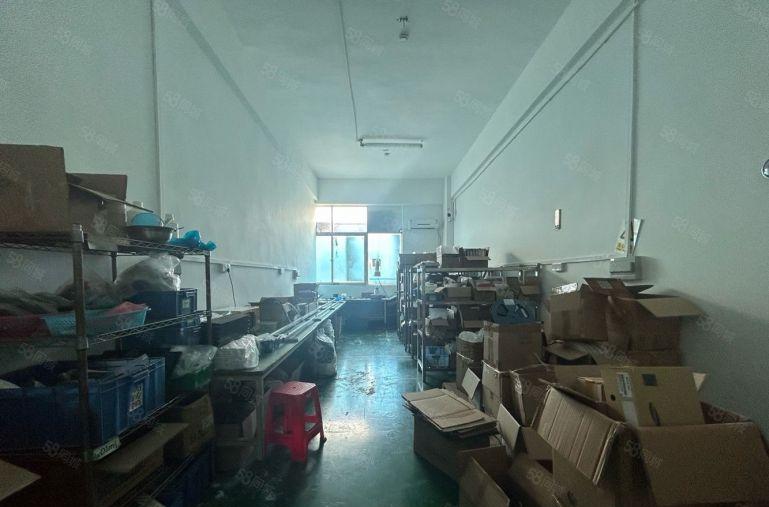 福永楼上1300平精装修厂房出租仓库招租可分租厂房转让