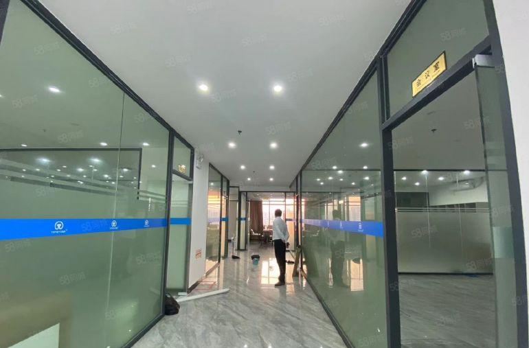 沙井地铁口1250平方工业园豪华精装修厂房仓库出租停车位充足