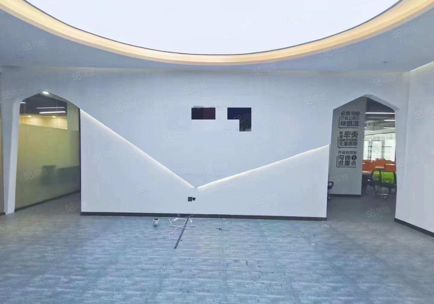 西乡地铁楼上厂房1000平带精装修高新产业园可分租带无尘车间