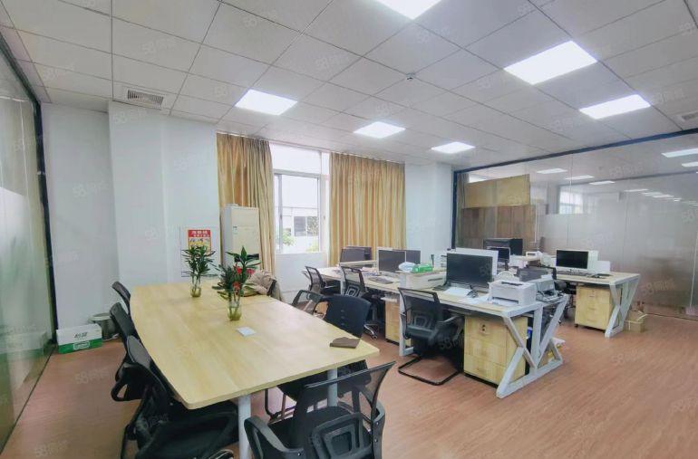 福永塘尾地铁站附近600平红本厂房急租，只需0.7元