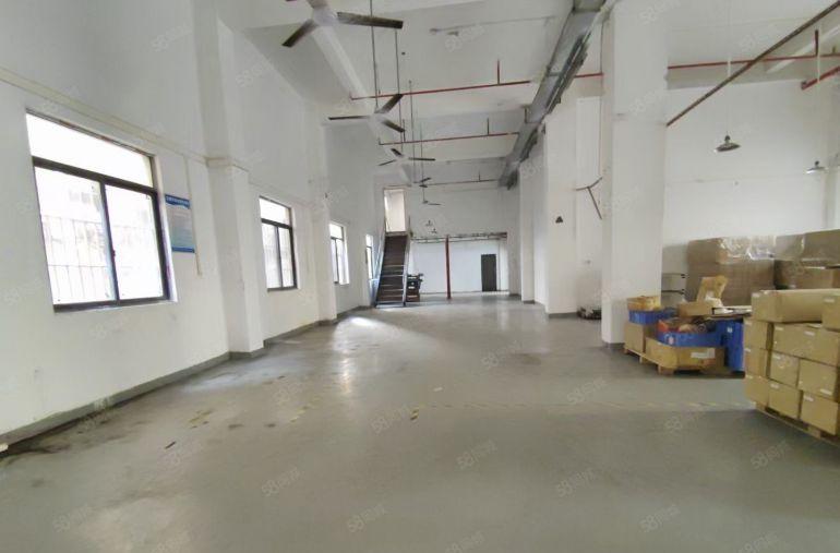 特价35元！西乡固戍工业园，一楼600平厂房层高6米带阁楼