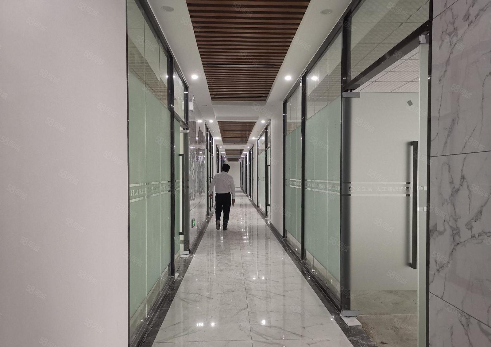 石岩原房东9720平独门独院仓库厂房出租超大空地大小可分租